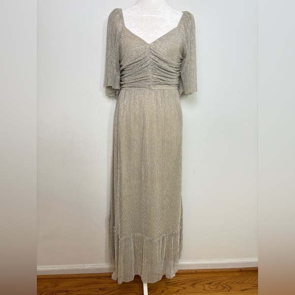 BALTIC BORN Athena Pleated V-Neck Maxi Dress Champagne Gold Metallic Size L - Picture 13 of 17